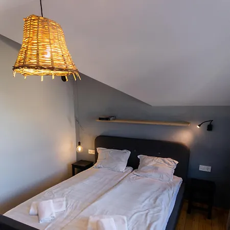 Eight Μπάνσκο